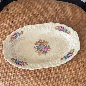 W.S. George Pottery Co 9.25x5.5” Uranium Glazed Plate